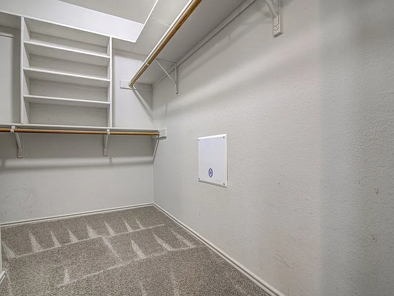 3408 Campanella Dr — Photo 20