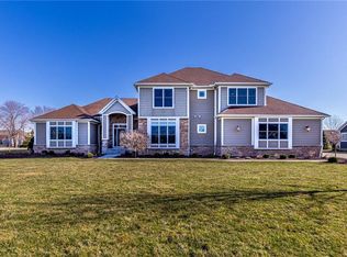 4181 Maidstone Ln, Medina, OH 44256
