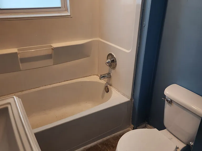 229 Porter Ave — Photo 7