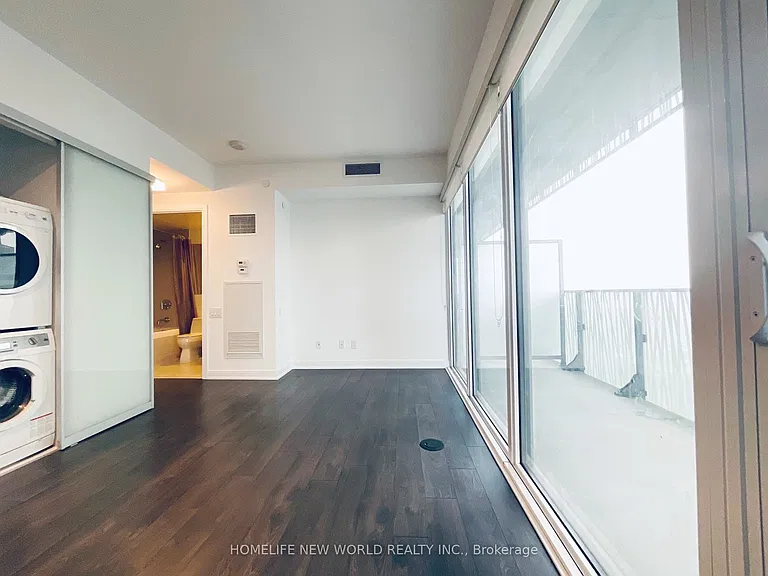 42 Charles St E #3309 — Photo 9