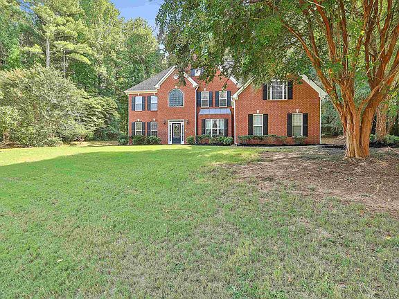 2nd image of 130 Hickory Hollow Dr