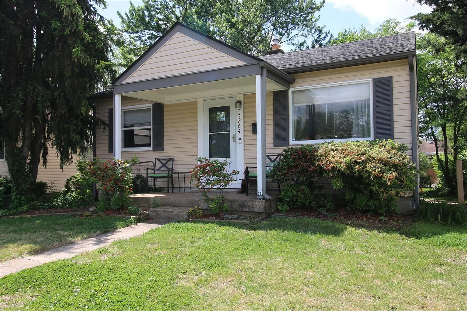 5264 Fyler Ave photo 1