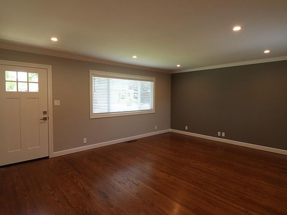 4th image of 1419 Sierra St