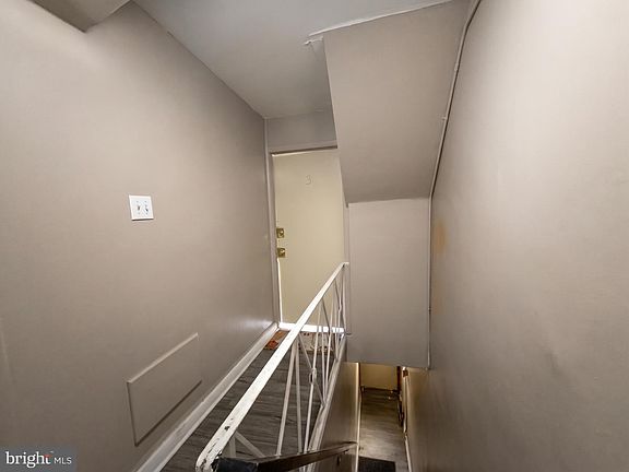 3rd image of 2603 E Somerset St #3F