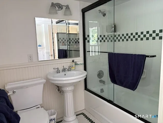 124 Rowayton Ave — Photo 16