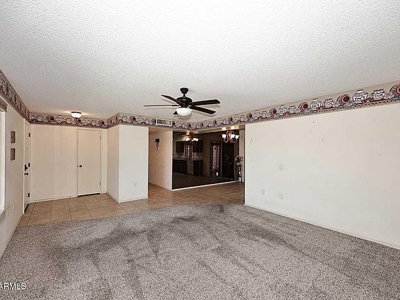 3rd image of 16425 N MEADOW PARK Drive