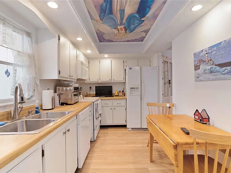 6215 Green View Cir #74 — Photo 6