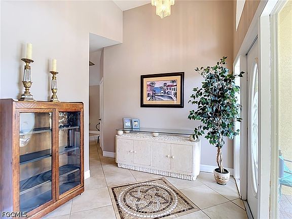 5th image of 14401 Hampton Lake Ct