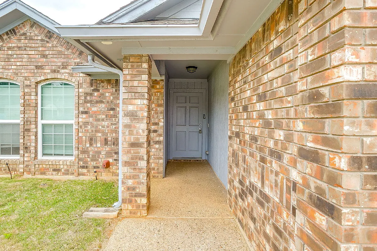 Building Photo - 7501 Little Rock Ln