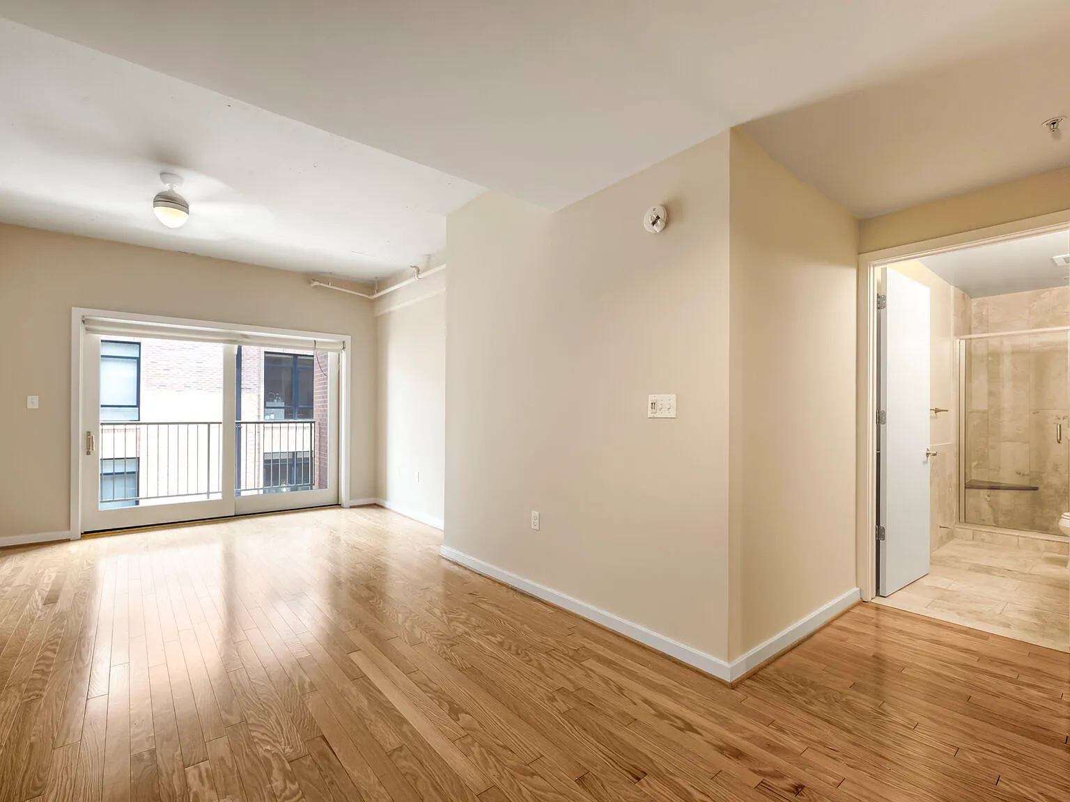 875 N Street Apartments — Photo 4