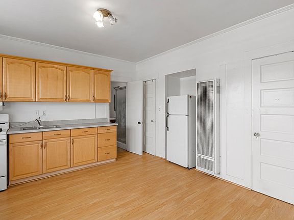 5th image of 724 Hermosa Ave