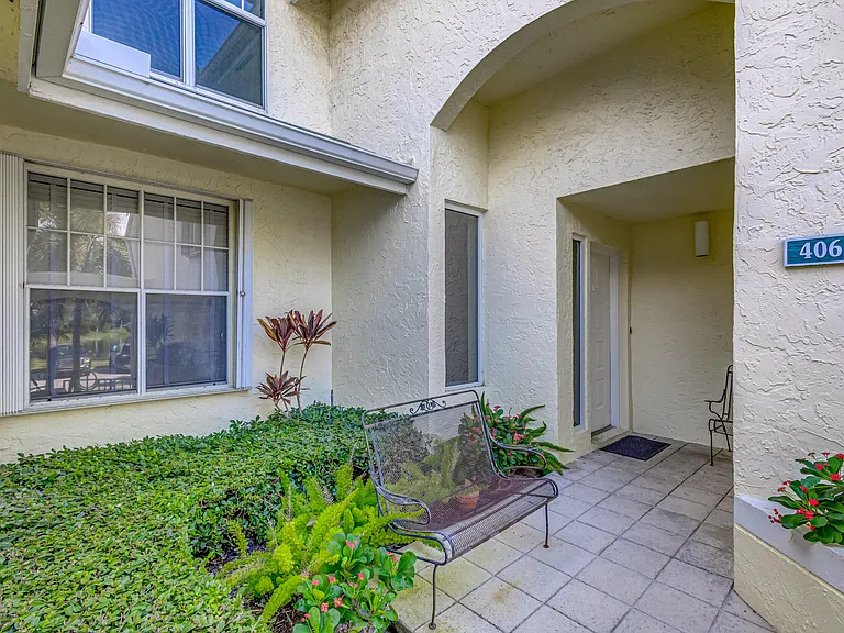 406 Mainsail Cir — Photo 8