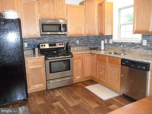 2nd image of 60 Katelyn Dr