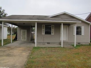 104 S 12th Ave, Paragould, AR 72450