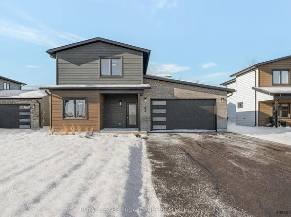 44 Fraser Dr, Quinte West, ON K0K 1E0