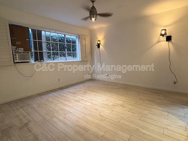 533 W 23rd St #9 — Photo 9
