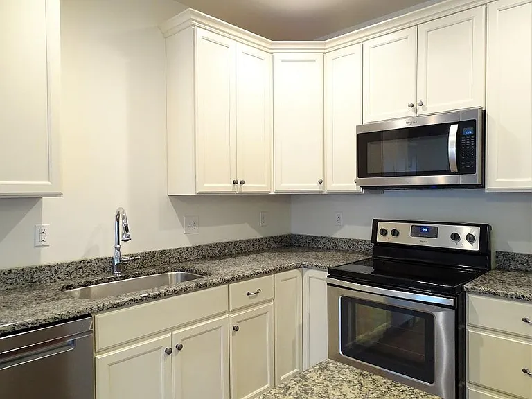 18 Pequea Manor Dr #12 — Photo 5