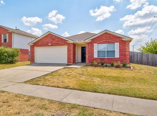1300 Cloyne Dr, Arlington, TX 76002
