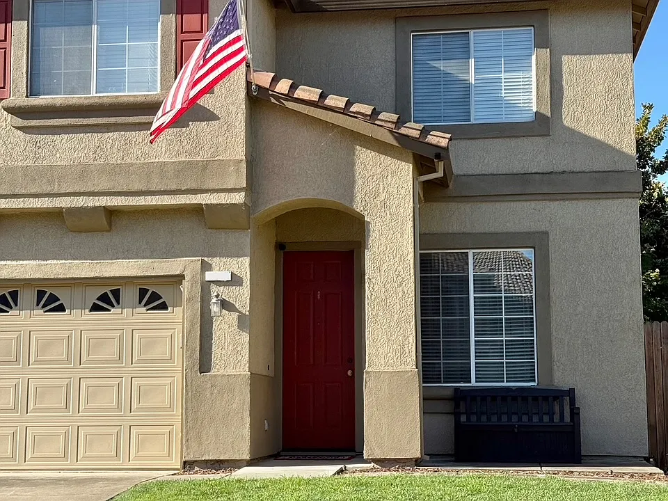 2247 Railway Cir