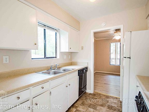 5th image of 1614 Kay Ave