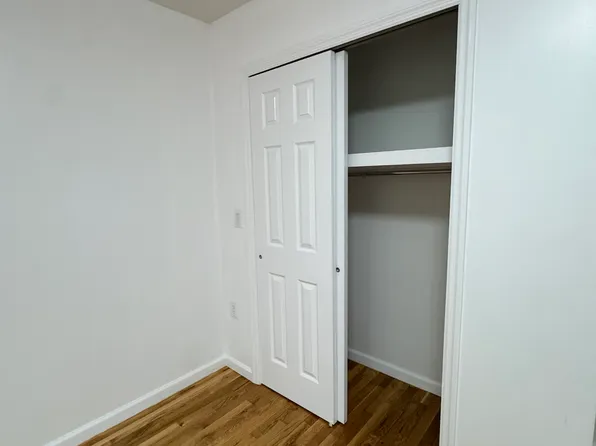2175 E 17th St, Brooklyn, NY 11229