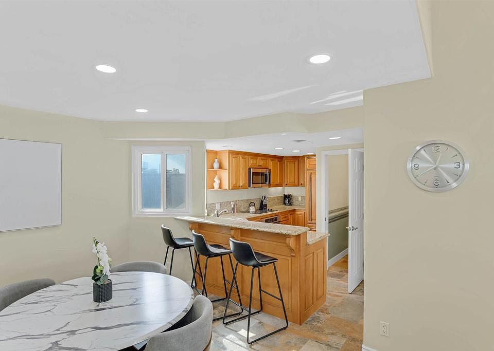 1st image of 1326 Seacoast Dr