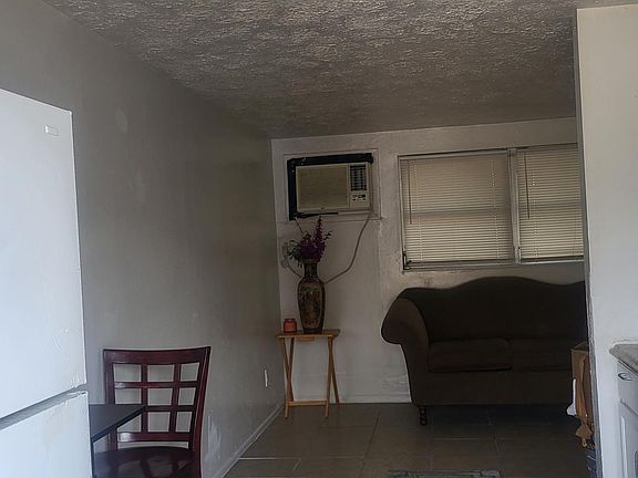 5th image of 12423 N 58th St #C