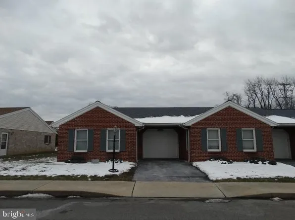 712 Marden Ave N, Shippensburg, PA 17257