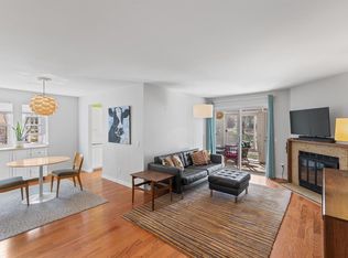 204 S High Point Rd, Madison, WI 53717