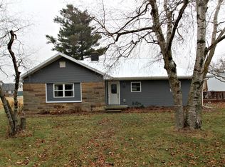 11207 Hill Rd, Swartz Creek, MI 48473