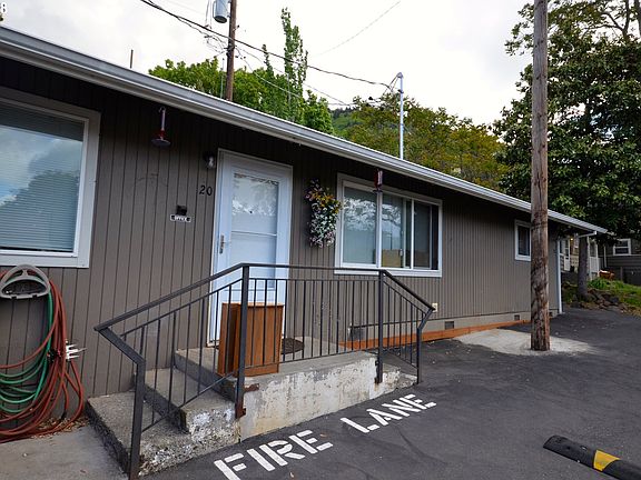 3rd image of 310 W Franklin St