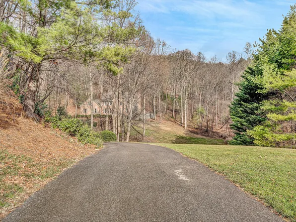 7726 Ann Ln, Roanoke, VA 24018