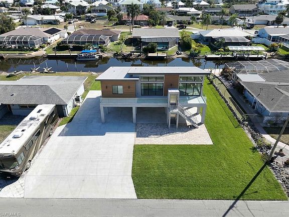 2nd image of 6309 Park RD