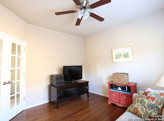 4th image of 108 Brunswick Dr