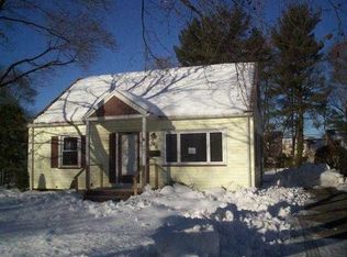 80 Whitman Rd, Rochester, NY 14616