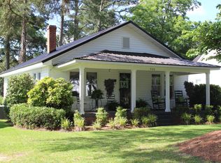 506 Cutchin St, Clinton, NC 28328