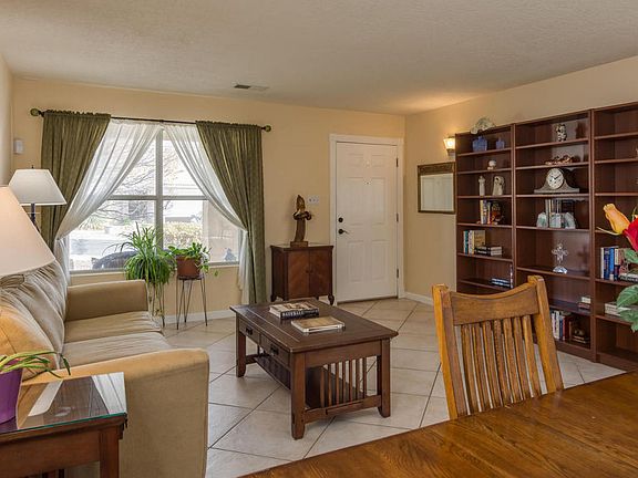 5th image of 10519 Vecchio Dr NW
