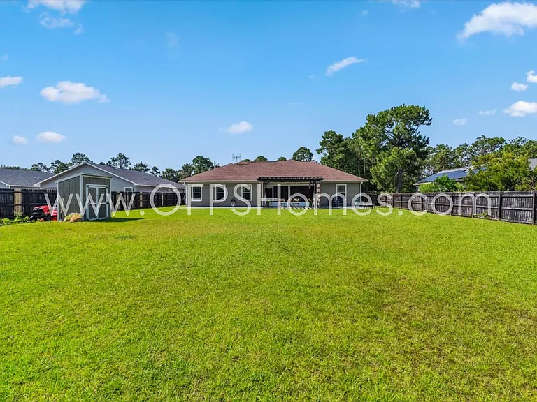 8170 Tavira St — Photo 37