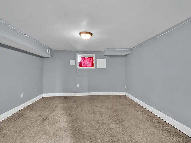 2617 E Preston St — Photo 27