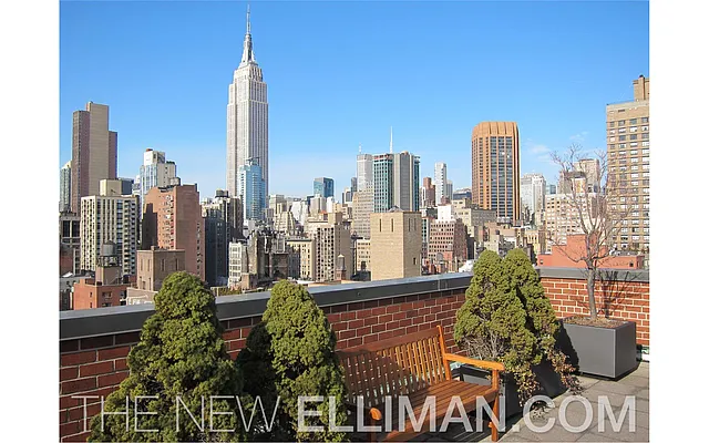 Sold by Douglas Elliman | media 15