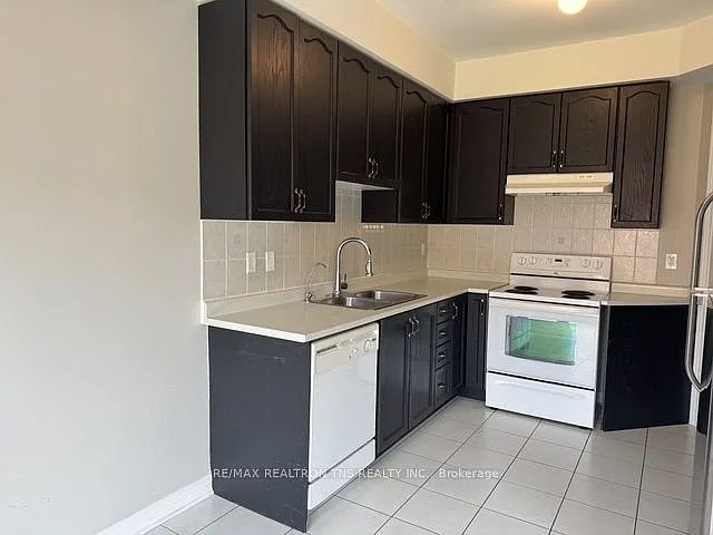 34 Millwright Ave — Photo 6