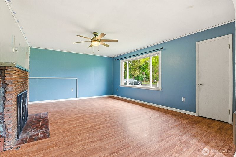5th image of 7316 166th Avenue E