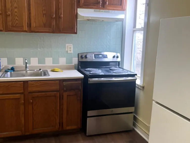 5353 Woodland Ave #2 — Photo 4