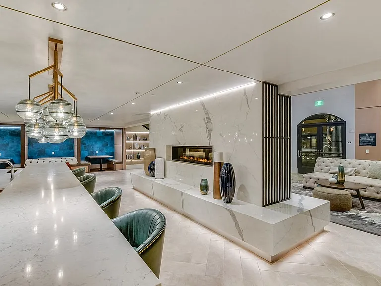 Sola Clubhouse