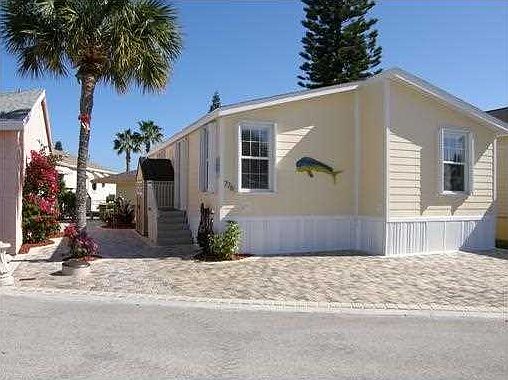 1st image of 776 Nettles Blvd