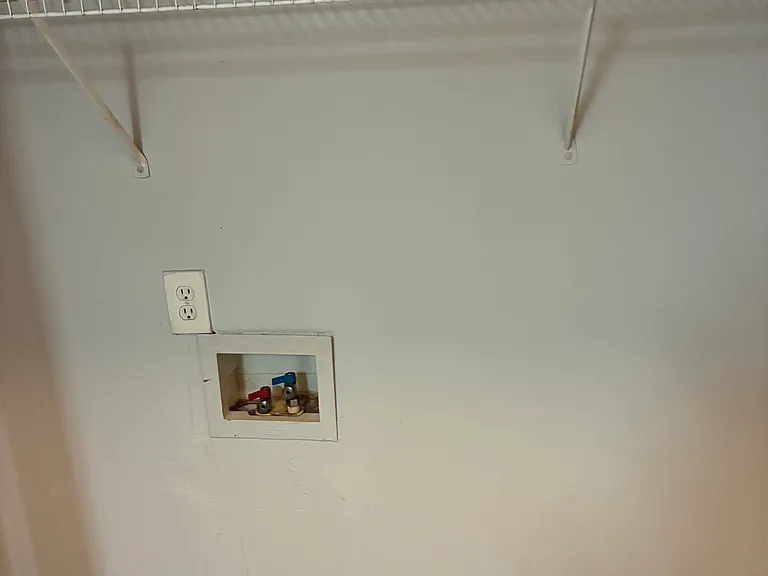 Wagon Wheel Ct — Photo 10
