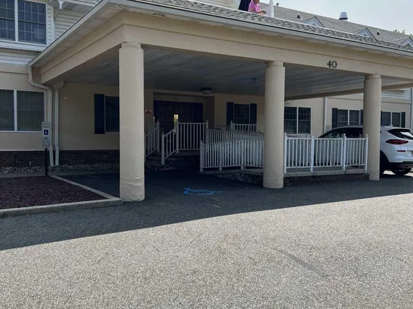 40 Blanche Ave APT 104, Harrington Park, NJ 07640