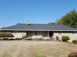 25945 SW Wolsborn Ave, Hillsboro, OR
