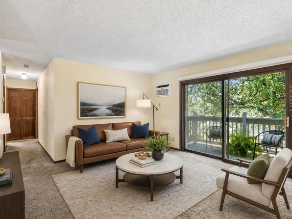 2466 Cobble Hill Alcove APT A, Saint Paul, MN 55125