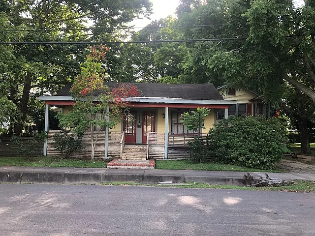 528 Madison St — Photo 6